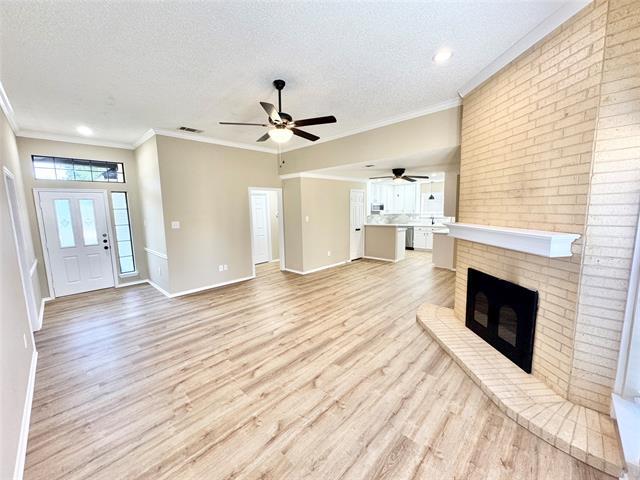 Building Photo - 204 Pear Tree Pl