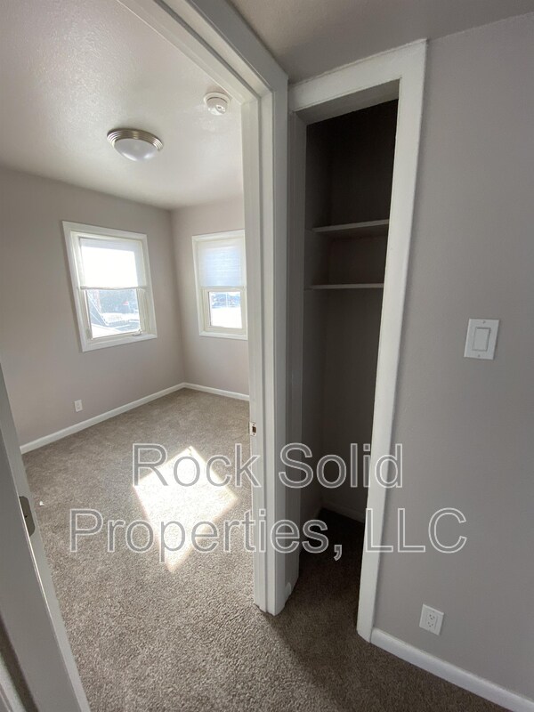 Building Photo - 2020 Dunn Ave