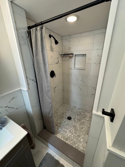 Bath with Large Stall Shower - 130 E Wayne Ave