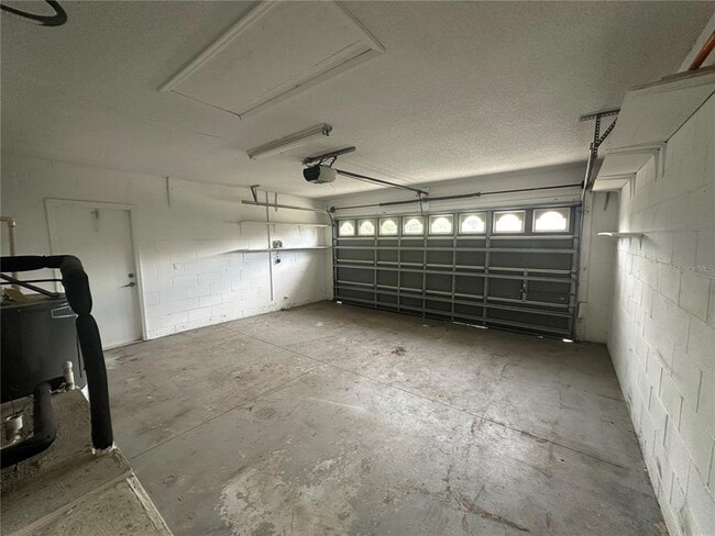 Building Photo - 929 Rosinia Ct