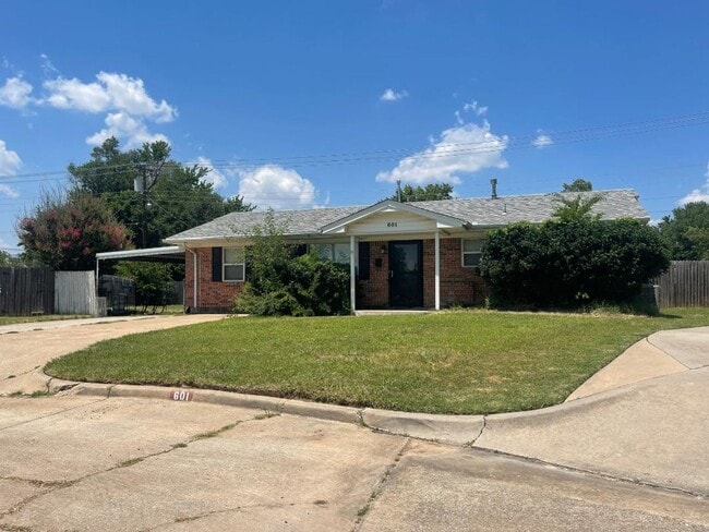 Primary Photo - Adorable 4 Bedroom Home For Lease