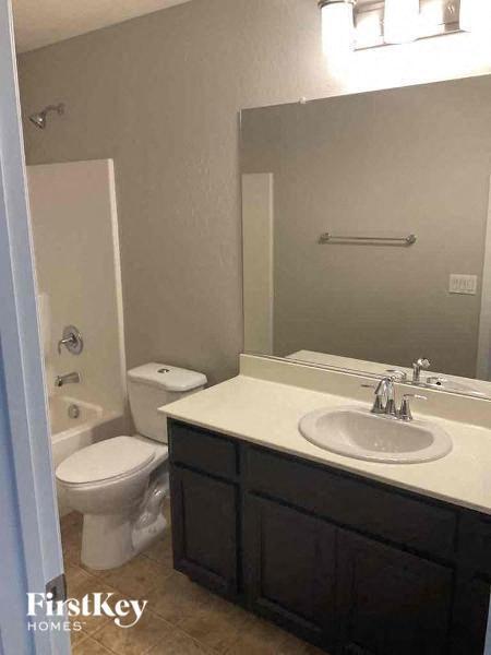 Building Photo - 6431 Kellyville Dr