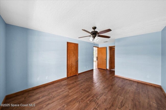 Building Photo - 445 1st Ave