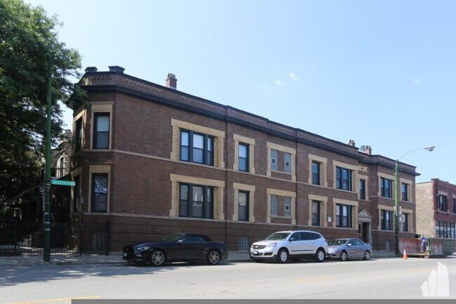 Building Photo - 1 bedroom in Chicago IL 60647
