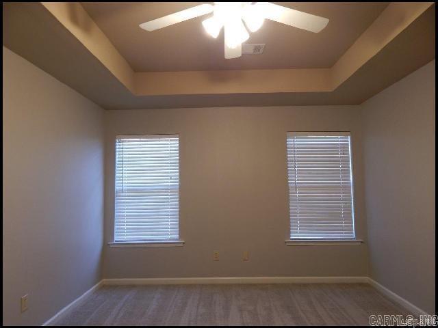 Building Photo - 521 Wisteria Dr