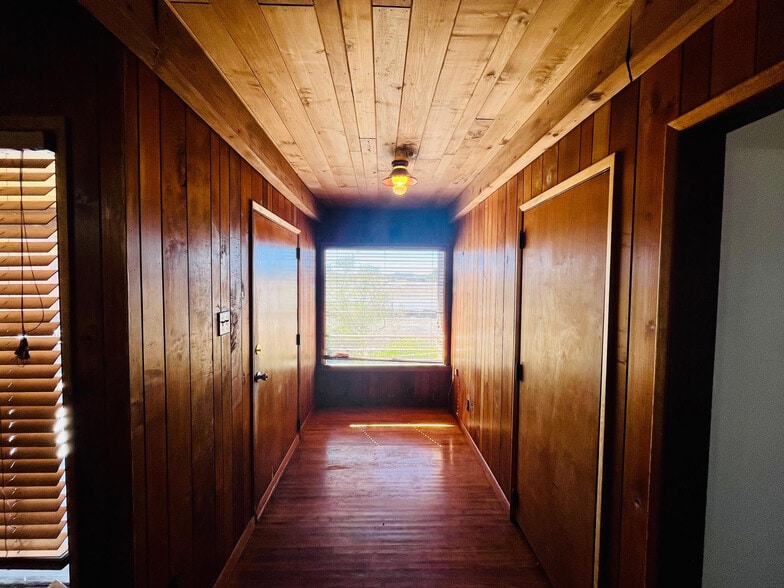 Building Photo - 35022 82nd St E