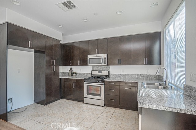 Building Photo - 645 Liberation Way