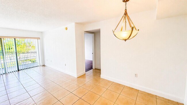 Building Photo - 4255 N University Dr