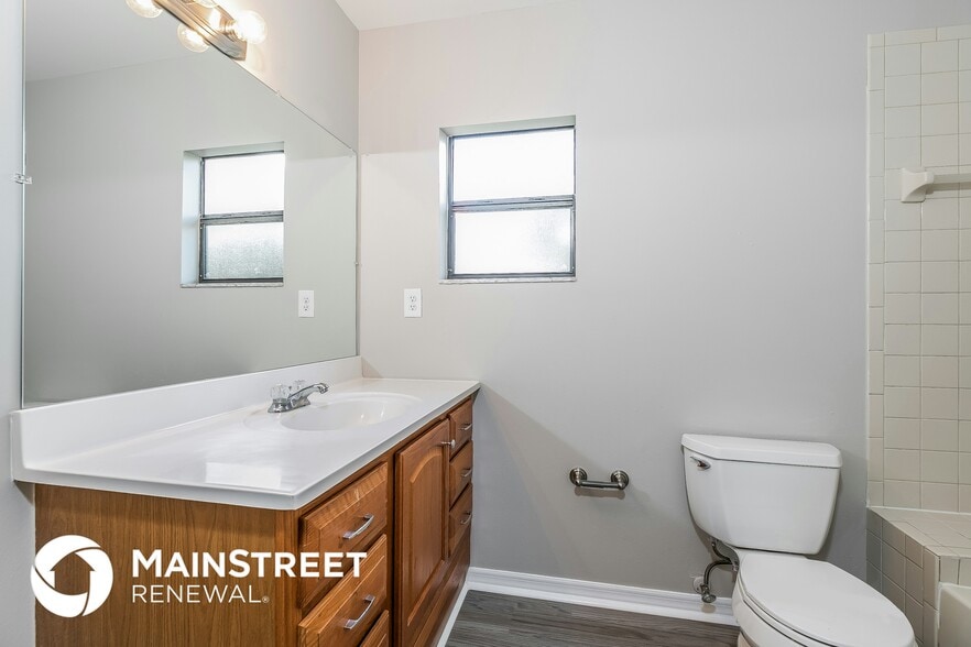 Building Photo - 1467 Dallam Ave NW