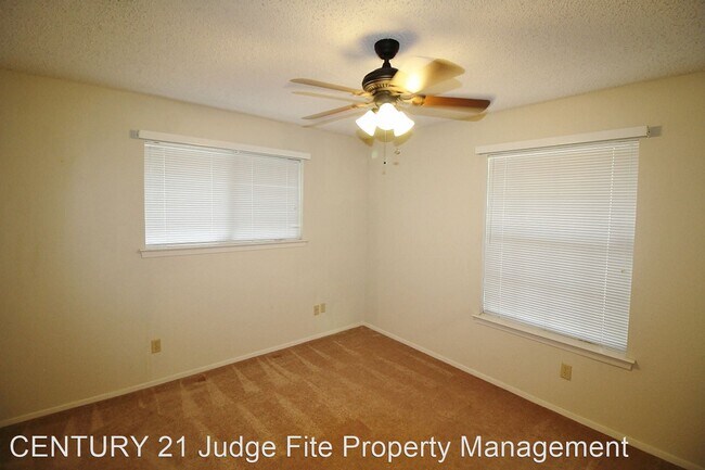 Building Photo - 4 br, 3 bath House - 1719 Cedar Hill Road