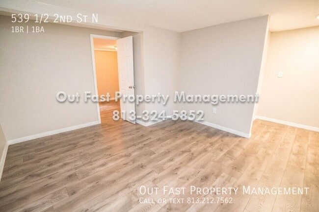 Building Photo - 539 1/2 2nd St N-