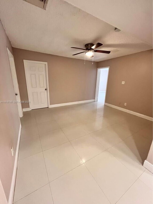 Building Photo - 251 N 68th Terrace