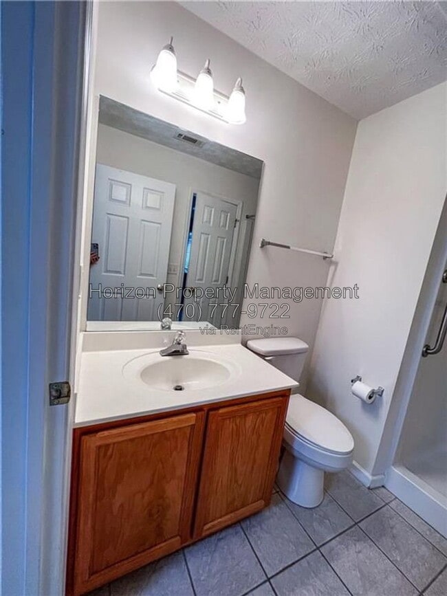 Building Photo - 3971 Hidden Hollow Dr