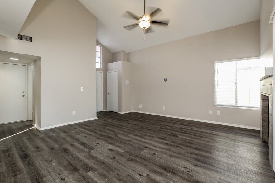 Building Photo - 4331 W Tonto Rd