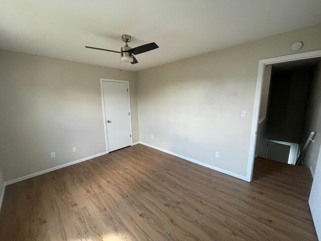 Building Photo - 1512 Typhoon Ct