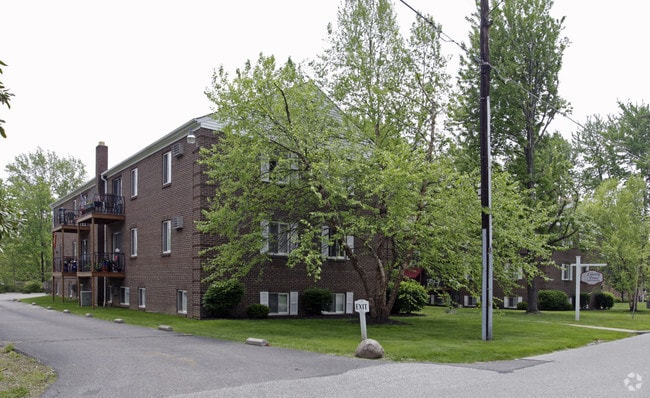 Liberty Trace South - Liberty Trace Apartments
