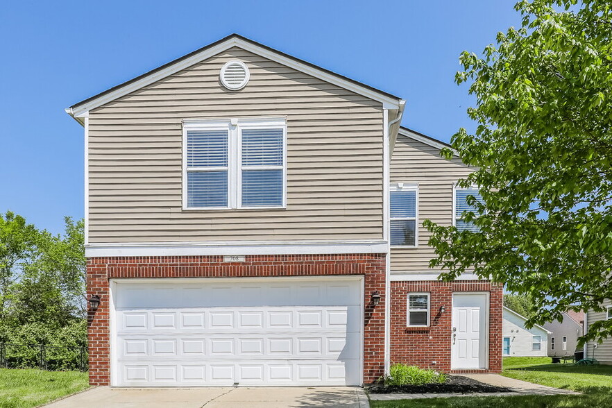 Primary Photo - 708 Adagio Dr