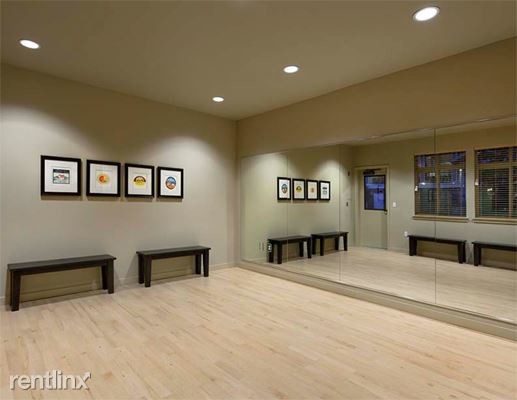 Building Photo - 13626 W Baldcypress St
