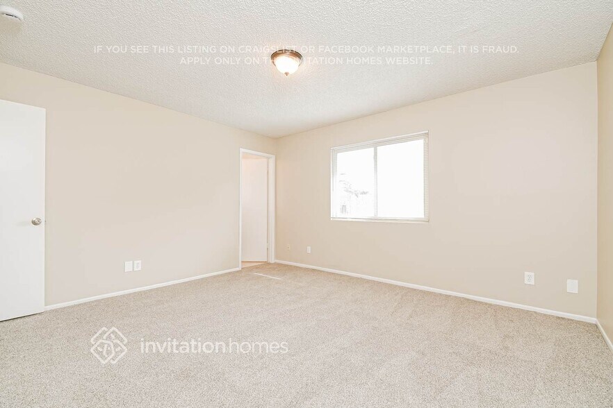 Building Photo - 2351 S Canton