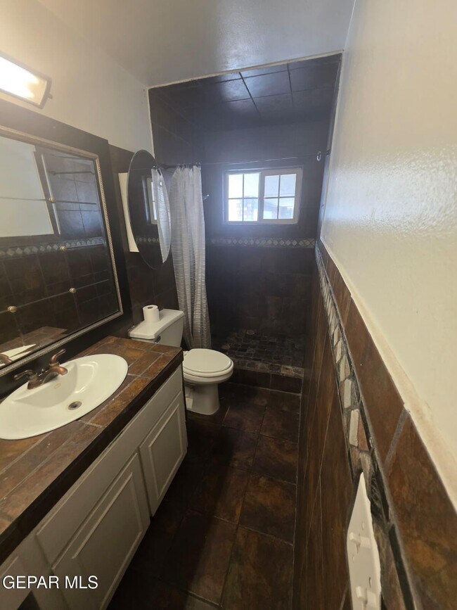 Building Photo - 4825 Rolling Stone Ave