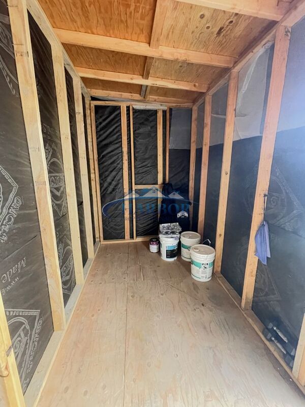 Building Photo - 646-646 W 19th St