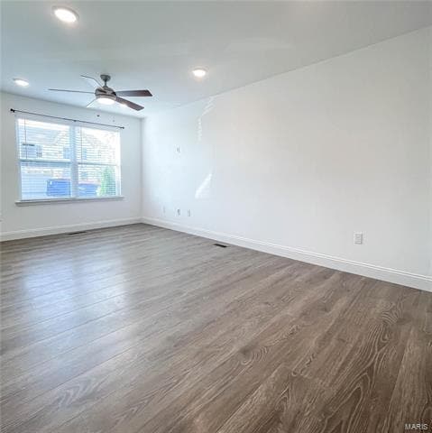 Building Photo - 115 Cardow Dr
