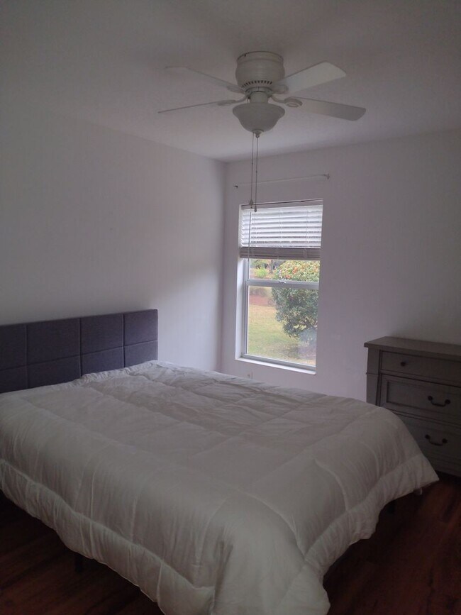 Building Photo - Waterfront Home in Lakes of Mt. Dora