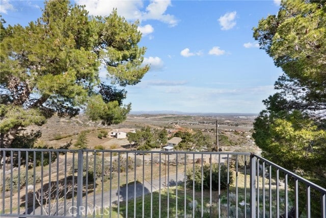 Building Photo - 1138 Lakeview Dr