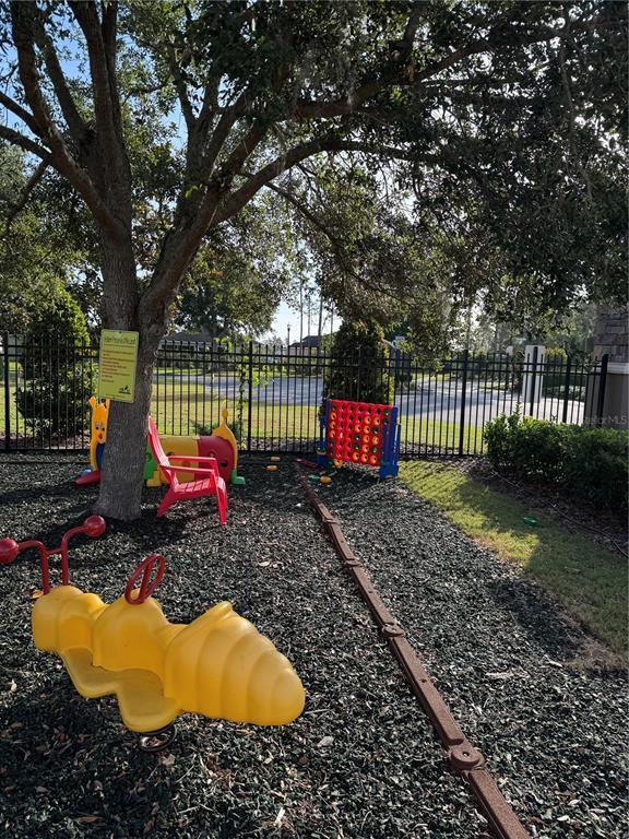 Building Photo - 1365 Evergreen Park Cir