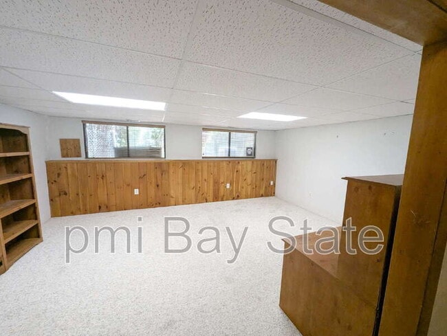 Building Photo - 77 Samuel Dr