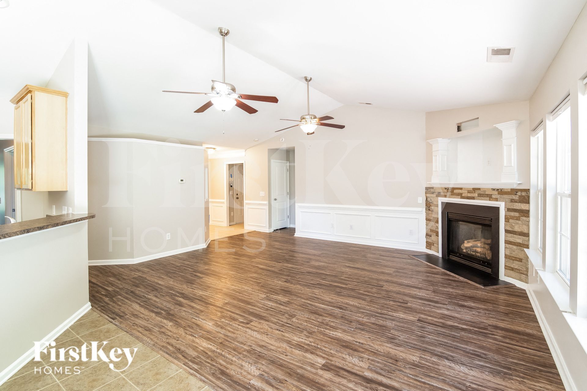 Building Photo - 3388 Middlesboro Ave