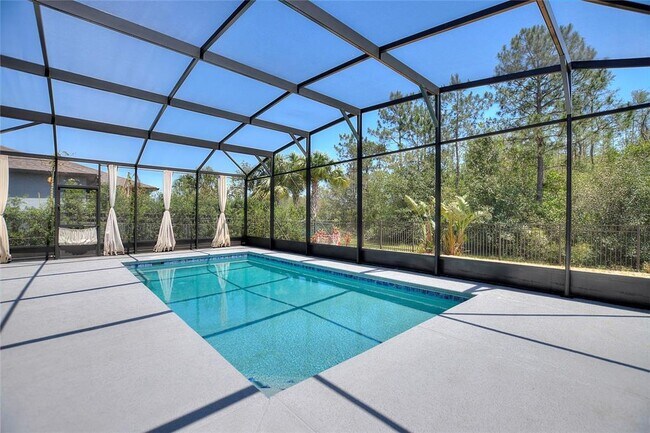Building Photo - 17244 Goldcrest Loop