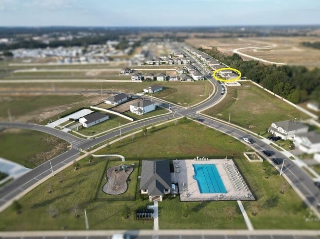 Building Photo - 11996 Hilltop Farms Dr