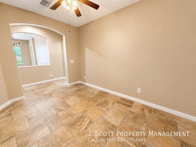 Building Photo - 8206 S 22nd Ln