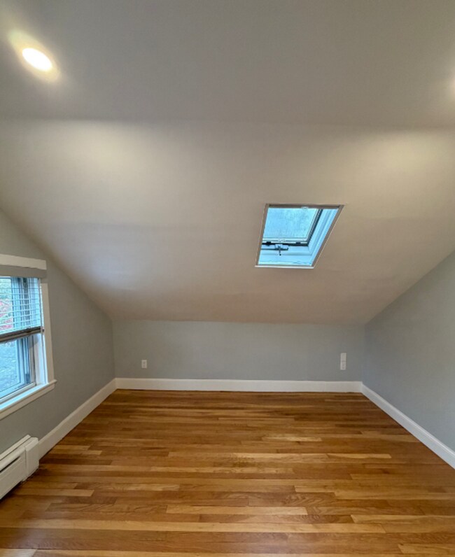 Building Photo - 148 Russells Mills Rd