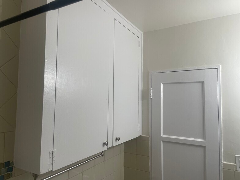 Building Photo - 11133 Culver Blvd