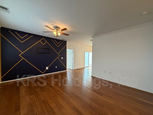 Building Photo - 1517 Rollesby Way