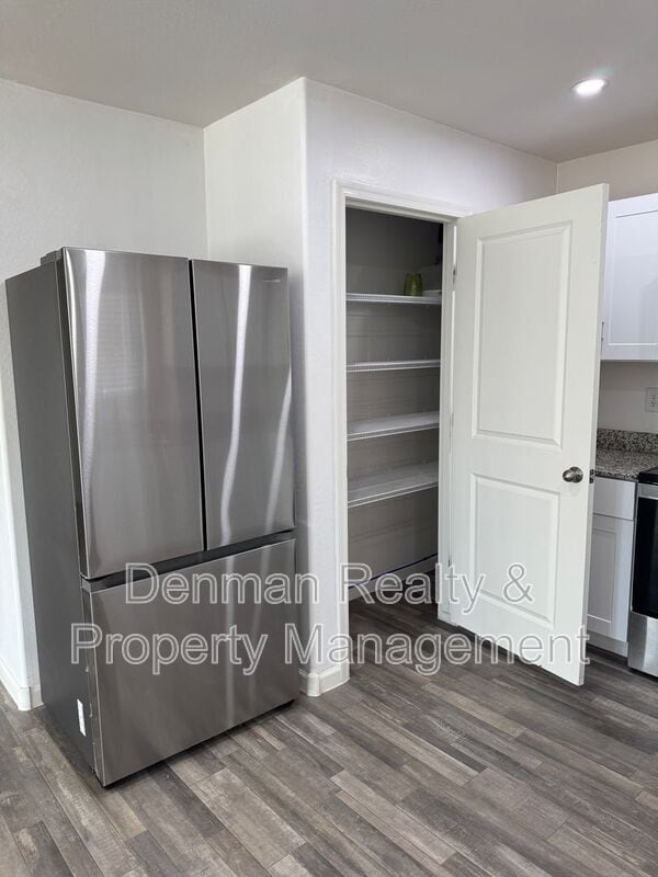 Building Photo - 227 W Douglas Ave