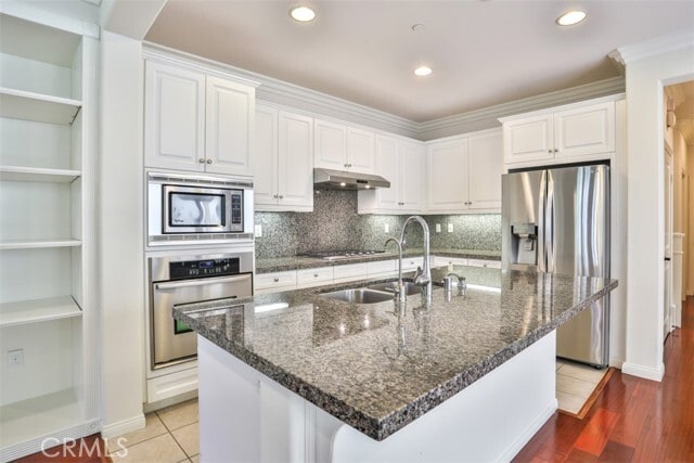 Building Photo - 59 Pathway