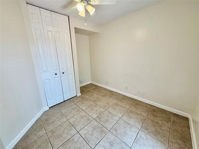 Building Photo - 8200 Severn Dr