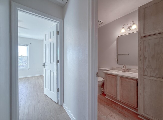 Building Photo - 1340 Hancock St