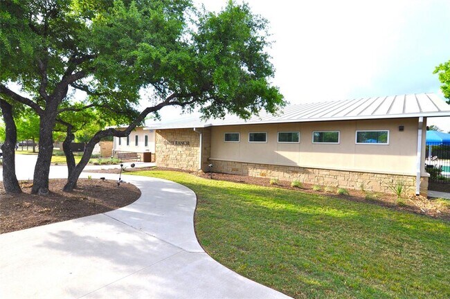 Building Photo - 1537 Chapel Rnch Rd