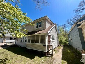 Building Photo - Maffett 2532/2534