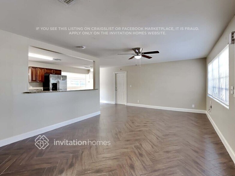 Building Photo - 2490 Florida Mango Rd