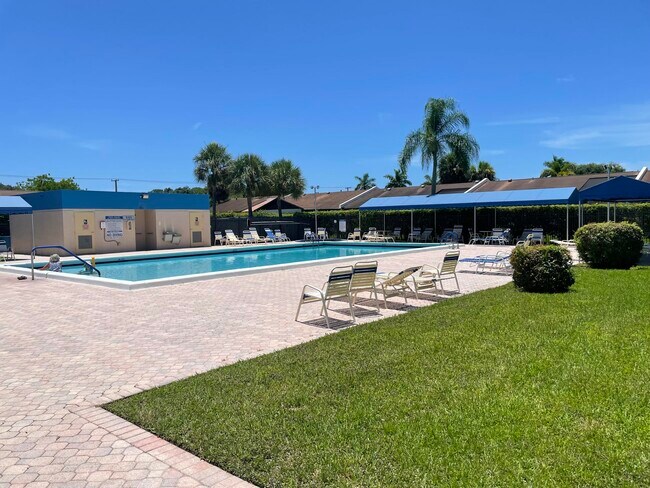 Building Photo - 5130 Las Verdes Cir