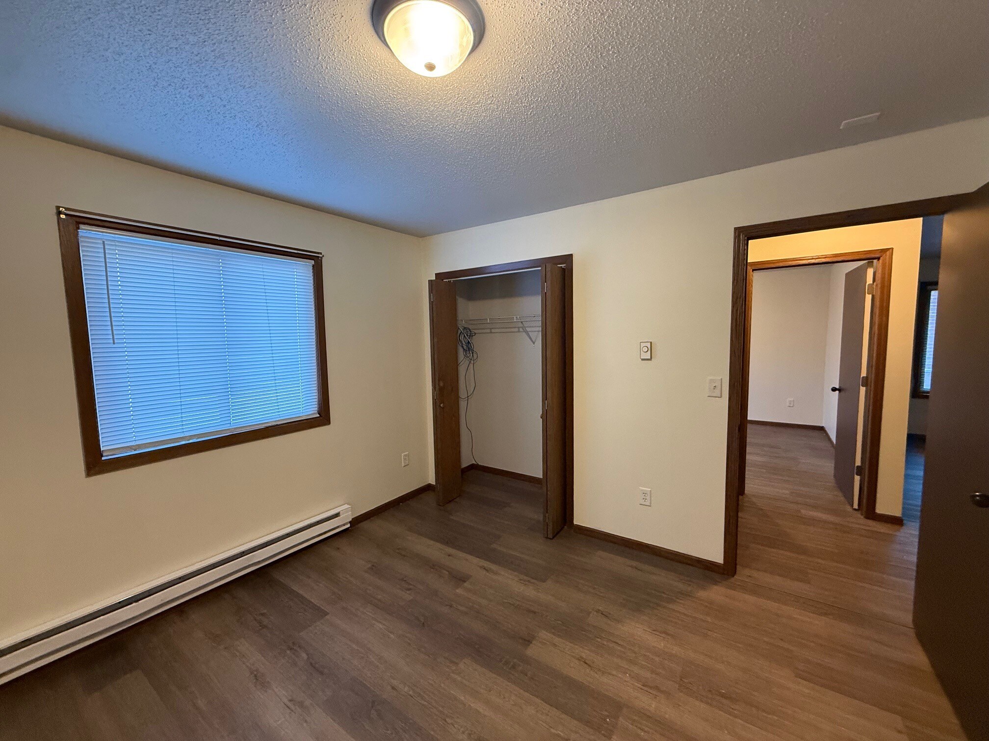 Building Photo - 1035 Green Bay St