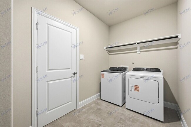 Building Photo - 811 London Town Ln