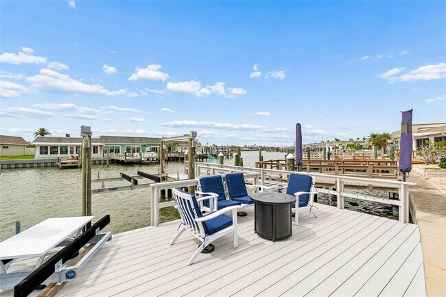Building Photo - 392 Boca Ciega Point Blvd N