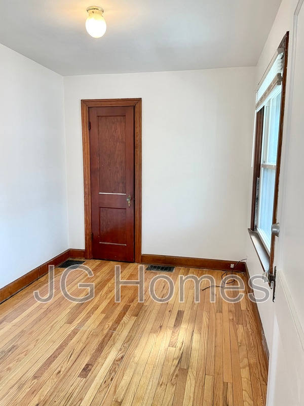 Building Photo - 1810 Cypress St