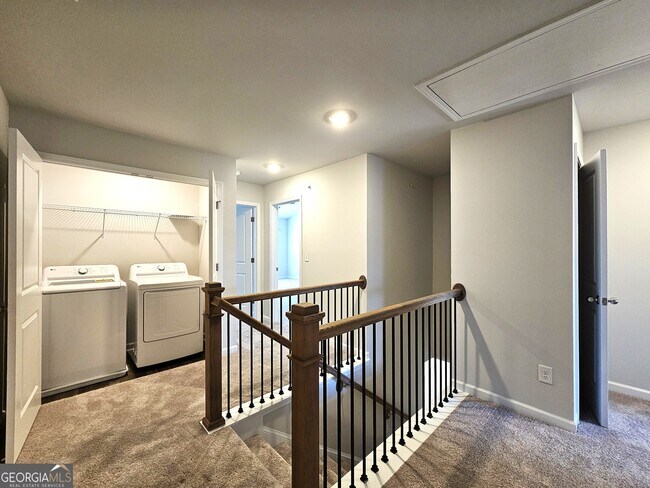 Building Photo - 338 Lanier Cir